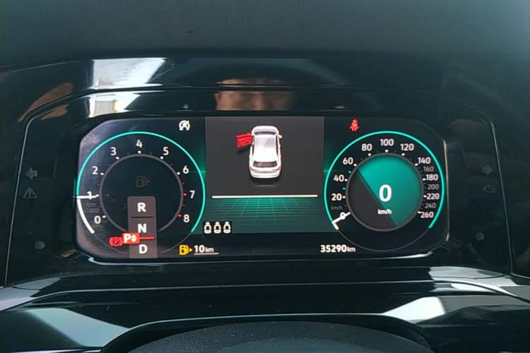 Used Volkswagen Golf 2021 280TSI DSG R-Line Instrument Cluster
