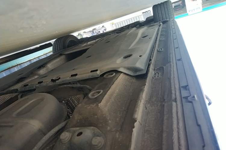Used Volkswagen Golf 2021 280TSI DSG R-Line Left Side Sill