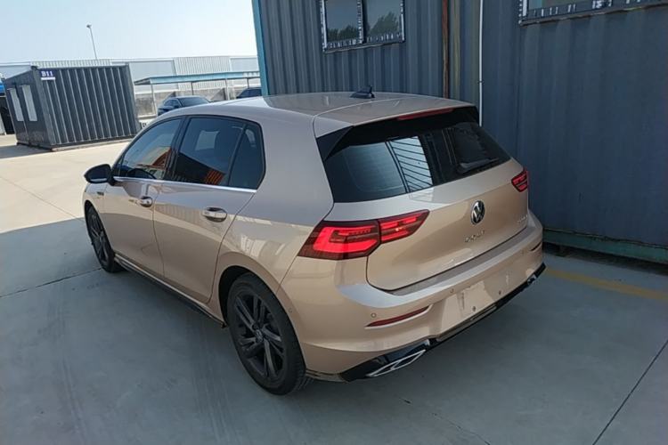 Used Volkswagen Golf 2021 280TSI DSG R-Line Rear Left 45 Deg