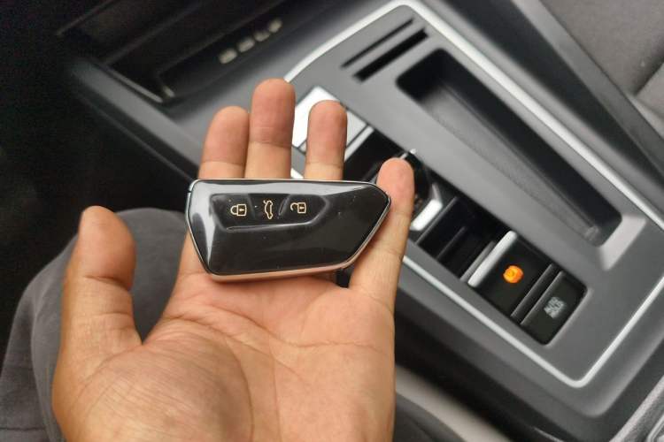 Used Volkswagen Golf 2021 280TSI DSG Pro Vehicle Key