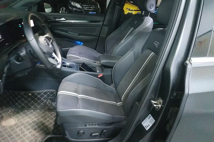 Used Volkswagen Golf 2023 280TSI DSG R-Line Lite Left Front Seat