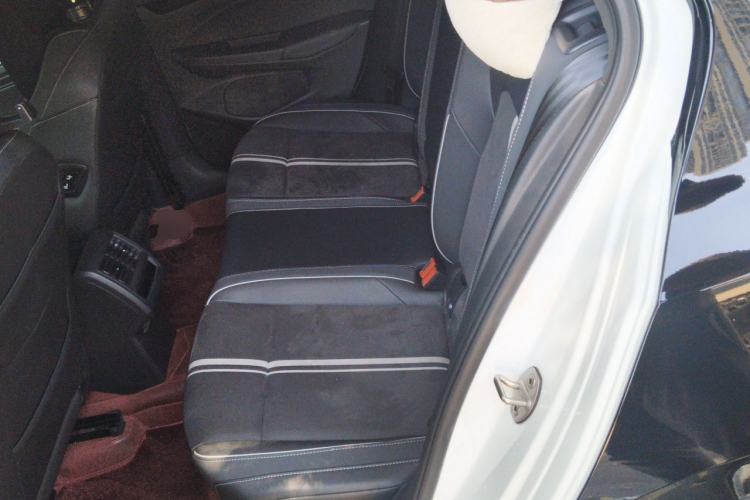 Used Volkswagen Golf 2023 280TSI DSG R-Line Lite Left Rear Seat