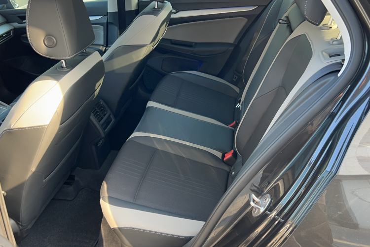 Used Volkswagen Golf 2023 Facelift 280TSI DSG Pro Left Rear Seat