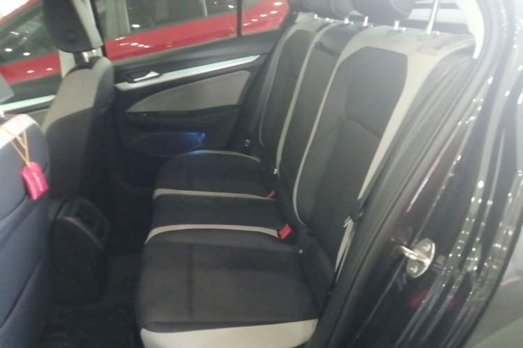 Used Volkswagen Golf 2023 Facelift 280TSI DSG Pro Left Rear Seat