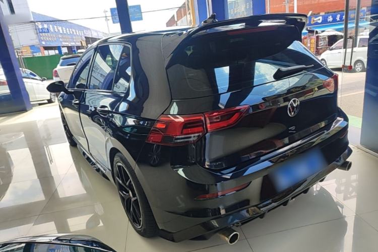 Used Volkswagen Golf 2023 280TSI DSG Pro Rear Left 45 Deg