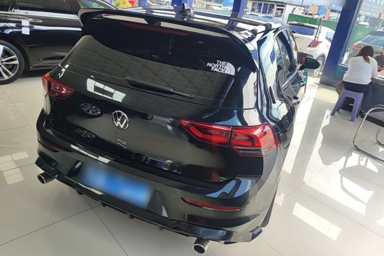 Used Volkswagen Golf 2023 280TSI DSG Pro Rear Right 45 Deg