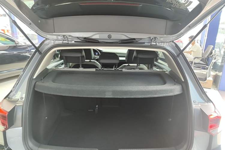 Used Volkswagen Golf 2023 280TSI DSG Pro Trunk