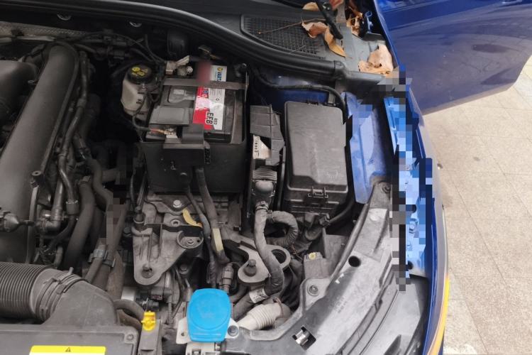 Used Volkswagen Golf 2023 280TSI DSG R-Line Lite Engine Bay Left