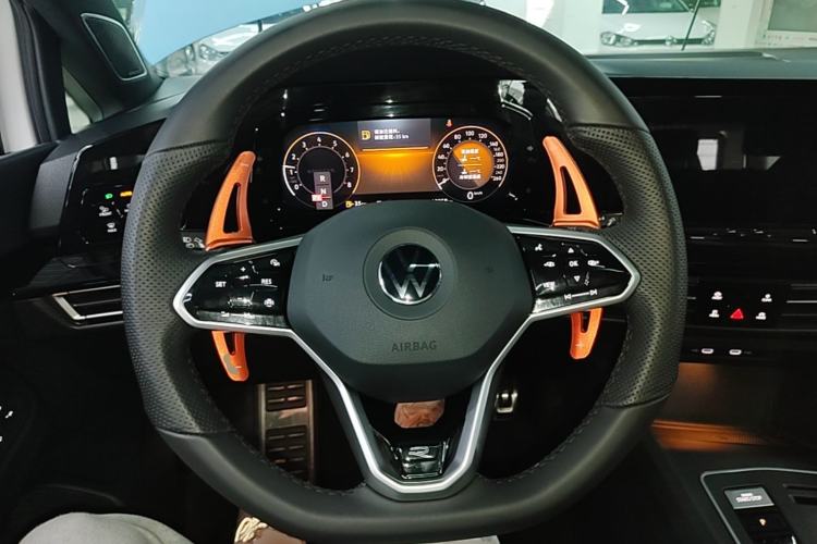 Used Volkswagen Golf 2023 Facelift 280TSI DSG R-Line Lite Steering Wheel