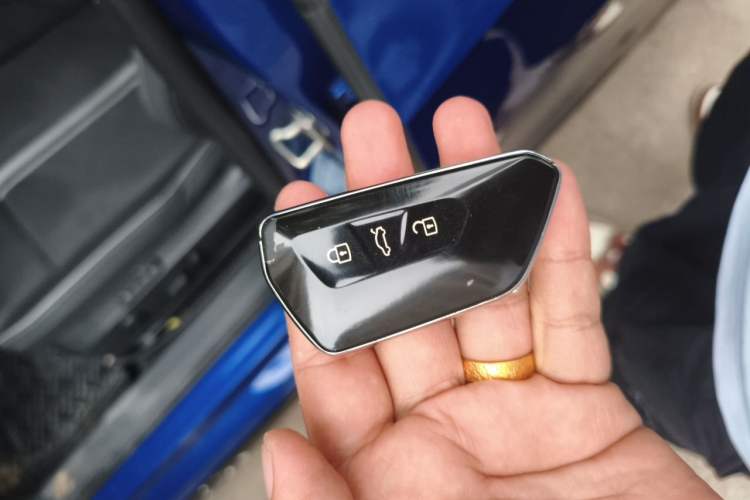 Used Volkswagen Golf 2023 280TSI DSG R-Line Lite Vehicle Key