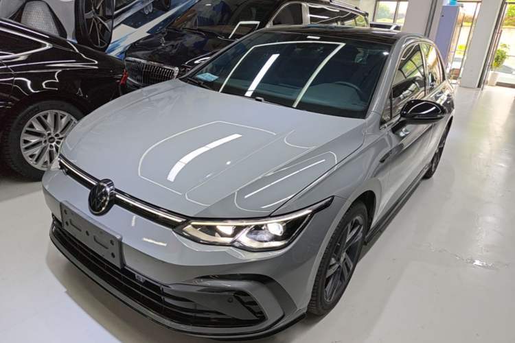 Used Volkswagen Golf 2023 Facelift 280TSI DSG R-Line Guazi used car, China used car export, Used car for sale, Used  cars, Cheapest cars for sale