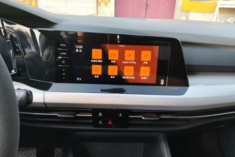 Used Volkswagen Golf 2023 Facelift 280TSI DSG Pro Audio And AC Panel
