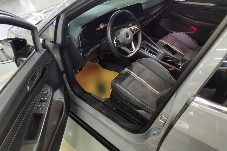 Used Volkswagen Golf 2023 Facelift 280TSI DSG R-Line Lite Driver Seat