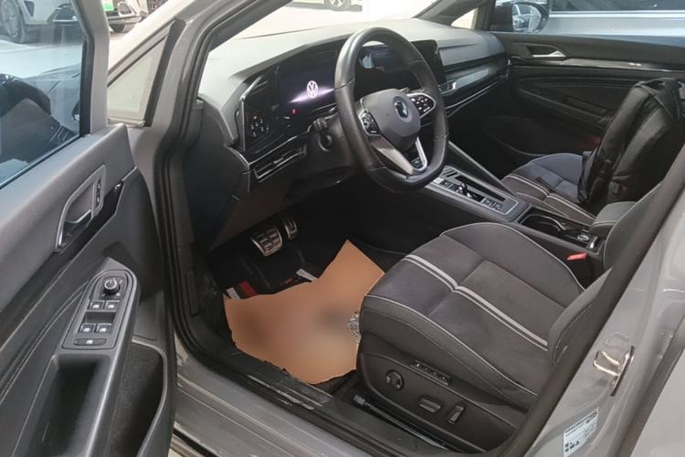 Used Volkswagen Golf 2023 Facelift 280TSI DSG R-Line Lite Driver Seat