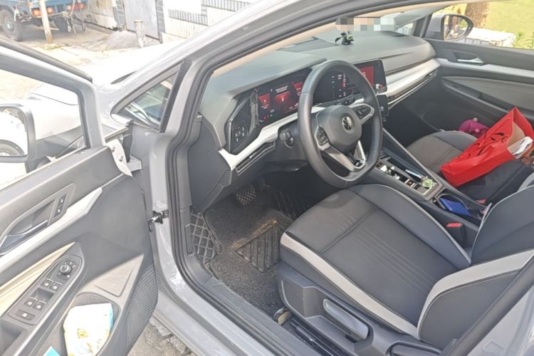 Used Volkswagen Golf 2023 Facelift 280TSI DSG Pro Driver Seat