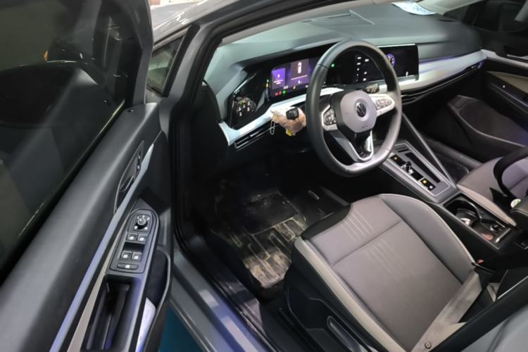 Used Volkswagen Golf 2023 Facelift 280TSI DSG Pro Driver Seat