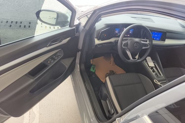Used Volkswagen Golf 2023 Facelift 280TSI DSG Pro Driver Seat
