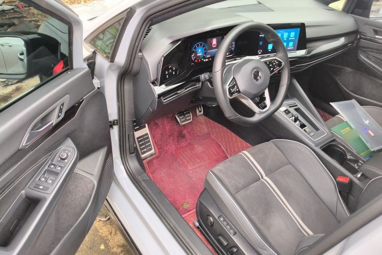 Used Volkswagen Golf 2023 280TSI DSG R-Line Lite Driver Seat