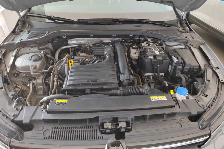 Used Volkswagen Golf 2023 Facelift 280TSI DSG Pro Engine Bay
