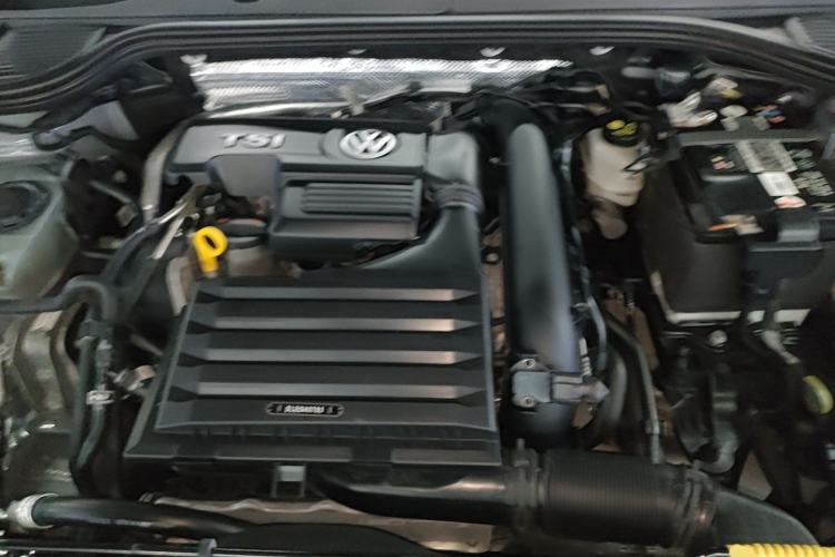 Used Volkswagen Golf 2023 Facelift 280TSI DSG R-Line Lite Engine Bay