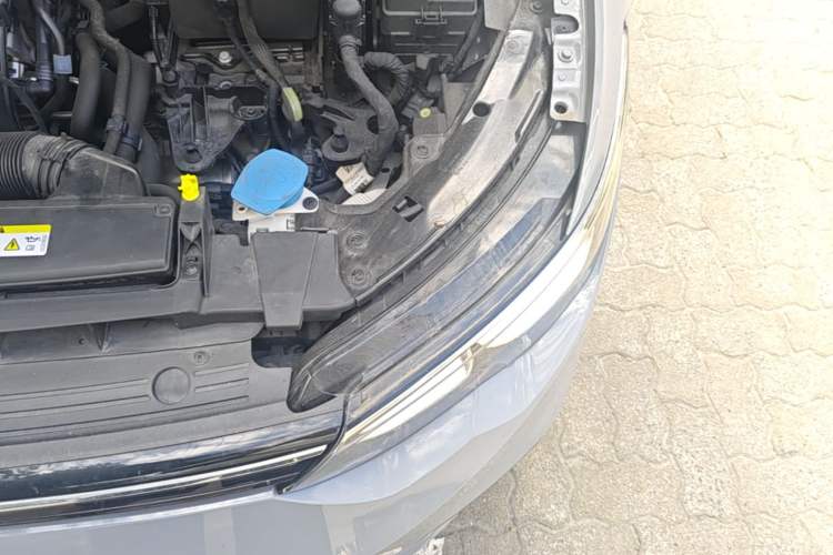 Used Volkswagen Golf 2023 Facelift 280TSI DSG Pro Engine Bay Left