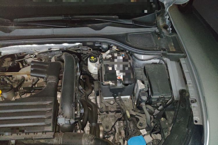 Used Volkswagen Golf 2023 280TSI DSG Pro Engine Bay Left