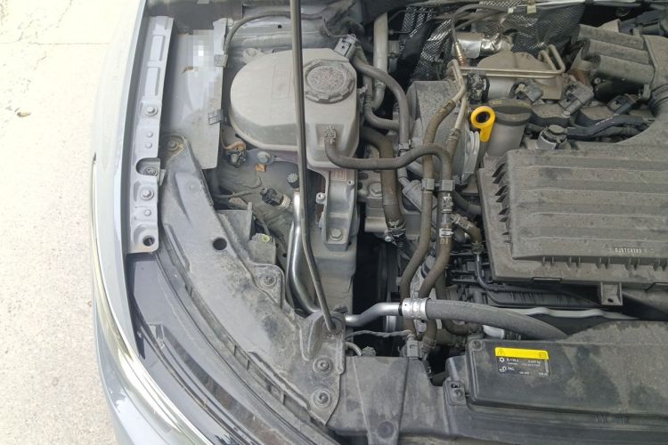 Used Volkswagen Golf 2023 280TSI DSG R-Line Lite Engine Bay Right