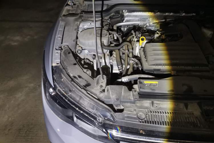 Used Volkswagen Golf 2023 Facelift 280TSI DSG Pro Engine Bay Right