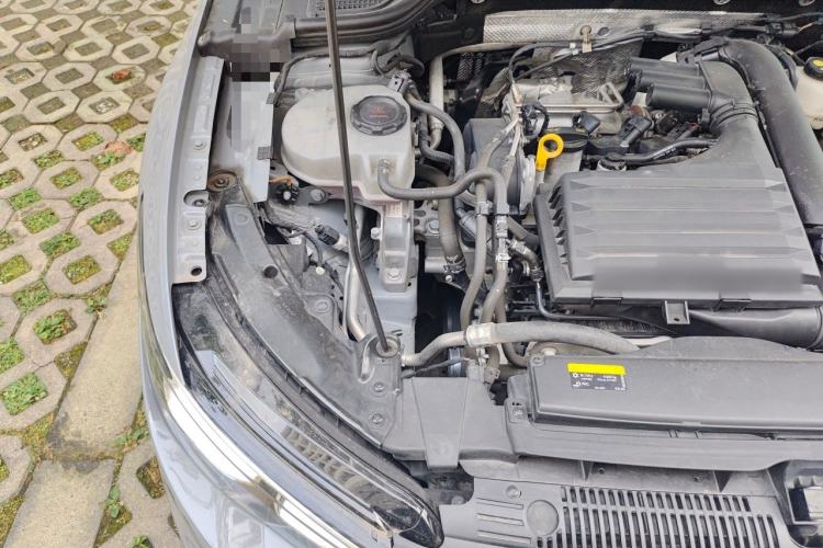 Used Volkswagen Golf 2023 280TSI DSG Pro Engine Bay Right