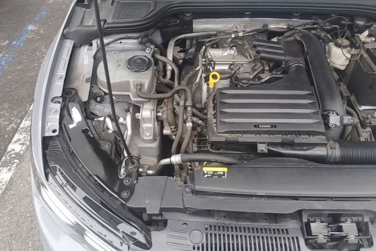 Used Volkswagen Golf 2023 Facelift 280TSI DSG Pro Engine Bay Right