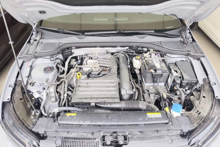 Used Volkswagen Golf 2023 Facelift 280TSI DSG Pro Engine Bay