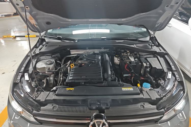 Used Volkswagen Golf 2023 Facelift 280TSI DSG Pro Engine Bay