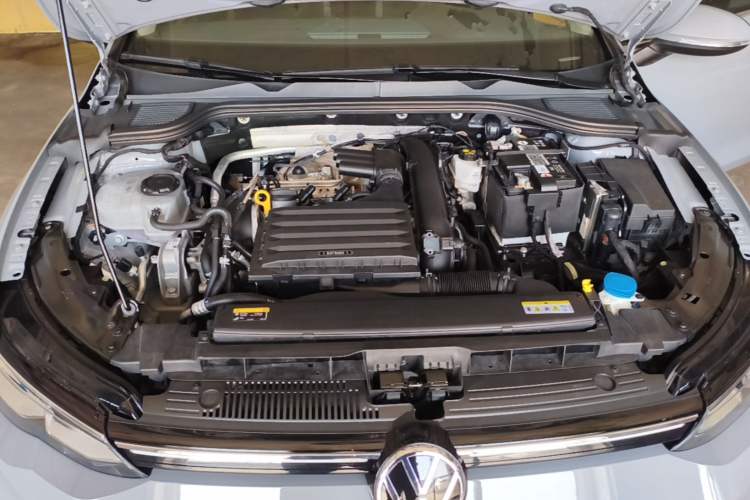 Used Volkswagen Golf 2023 280TSI DSG Pro Engine Bay