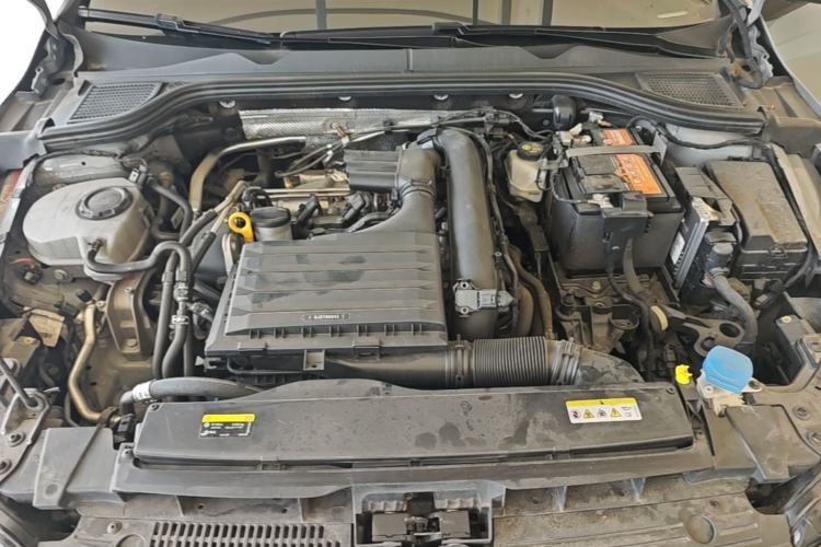 Used Volkswagen Golf 2023 280TSI DSG Pro Engine Bay