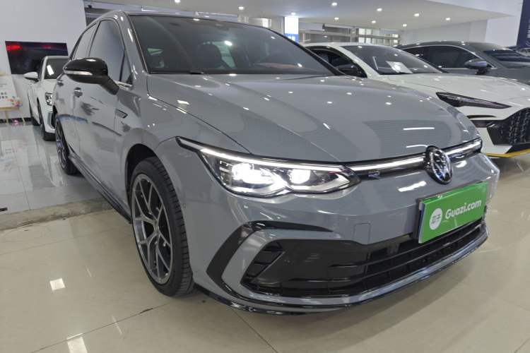 Used Volkswagen Golf 2023 Facelift 280TSI DSG R-Line Exterior 1