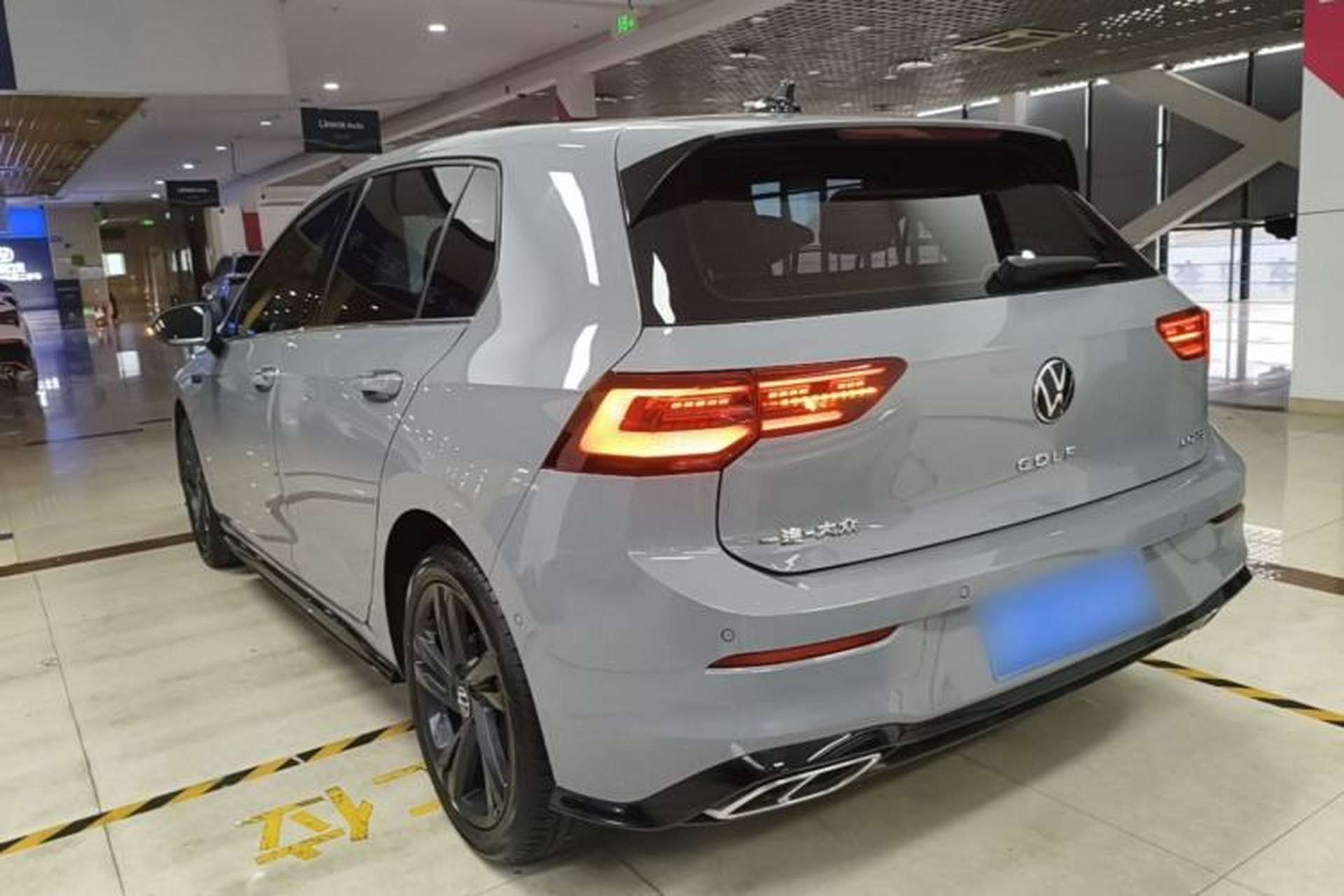 Used Volkswagen Golf 2023 Facelift 280TSI DSG R-Line Lite Exterior 2