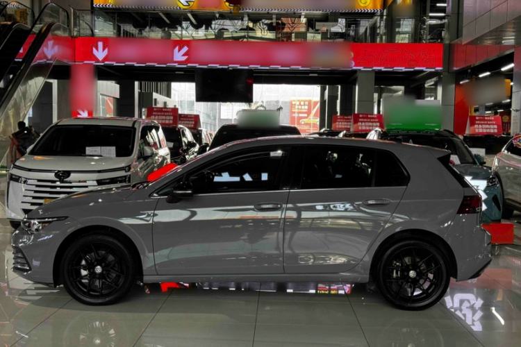 Used Volkswagen Golf 2023 Facelift 280TSI DSG Pro Exterior 3