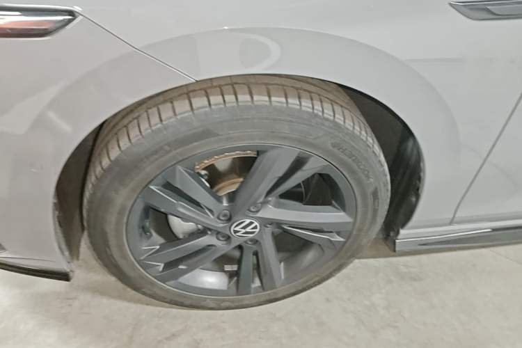 Used Volkswagen Golf 2023 280TSI DSG R-Line Lite Exterior 4
