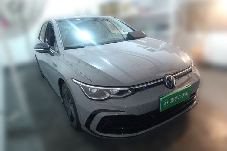 Used Volkswagen Golf 2023 280TSI DSG R-Line Front Right 45 Deg