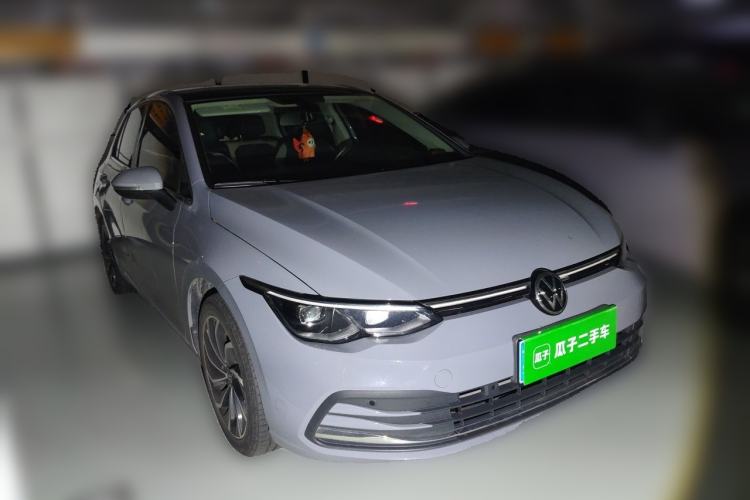 Used Volkswagen Golf 2023 280TSI DSG Pro Front Right 45 Deg