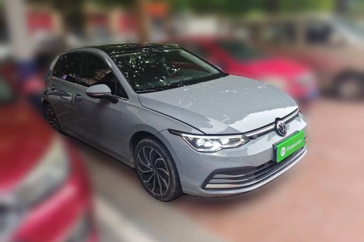 Used Volkswagen Golf 2023 Facelift 280TSI DSG Pro Front Right 45 Deg
