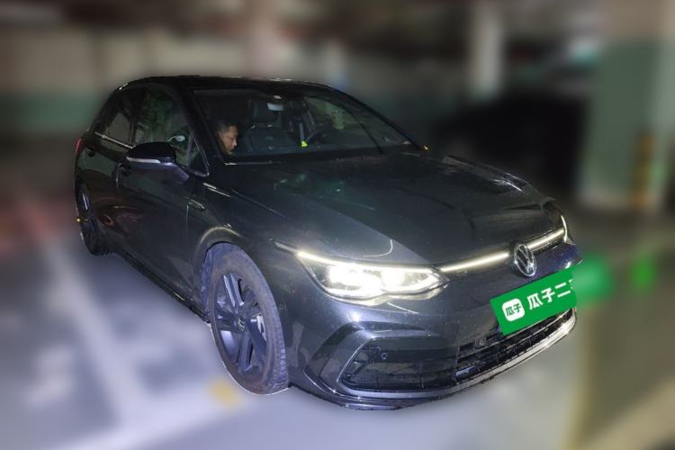 Used Volkswagen Golf 2023 Facelift 280TSI DSG R-Line Lite Front Right 45 Deg