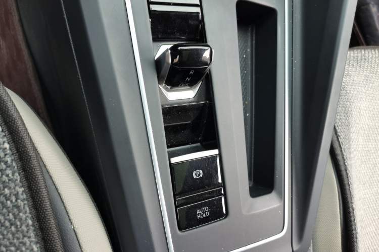 Used Volkswagen Golf 2023 Facelift 280TSI DSG Pro Gear Lever