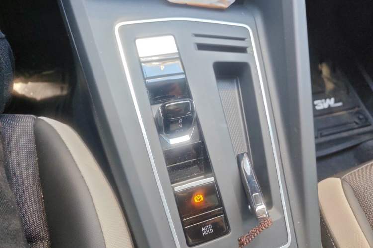Used Volkswagen Golf 2023 Facelift 280TSI DSG Pro Gear Lever