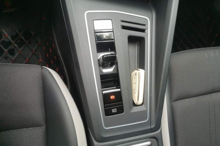 Used Volkswagen Golf 2023 280TSI DSG Pro Gear Lever