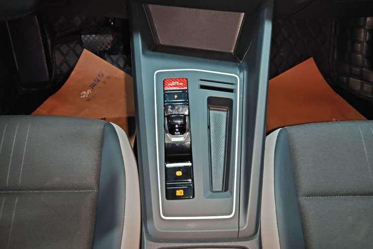 Used Volkswagen Golf 2023 Facelift 280TSI DSG Pro Gear Lever