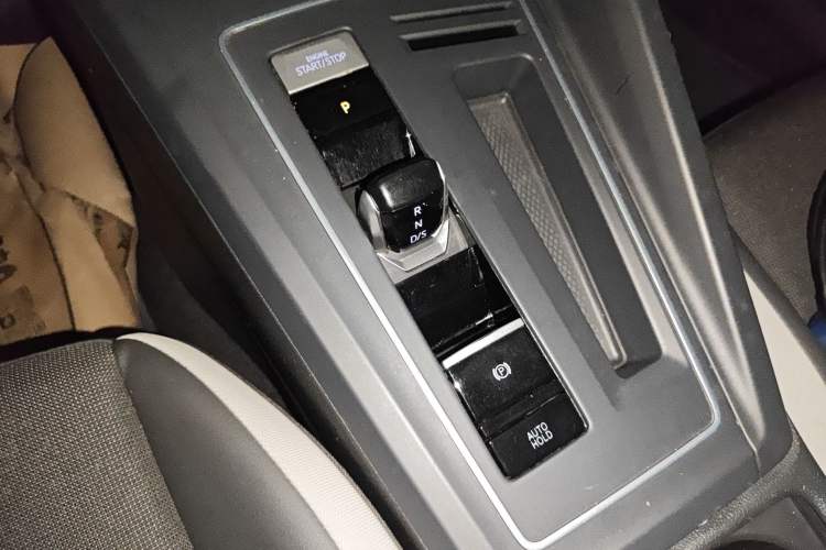 Used Volkswagen Golf 2023 Facelift 280TSI DSG Pro Gear Lever