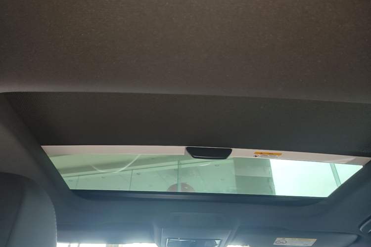 Used Volkswagen Golf 2023 280TSI DSG R-Line Lite Headliner