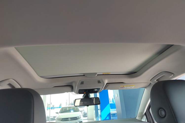 Used Volkswagen Golf 2023 Facelift 280TSI DSG Pro Headliner