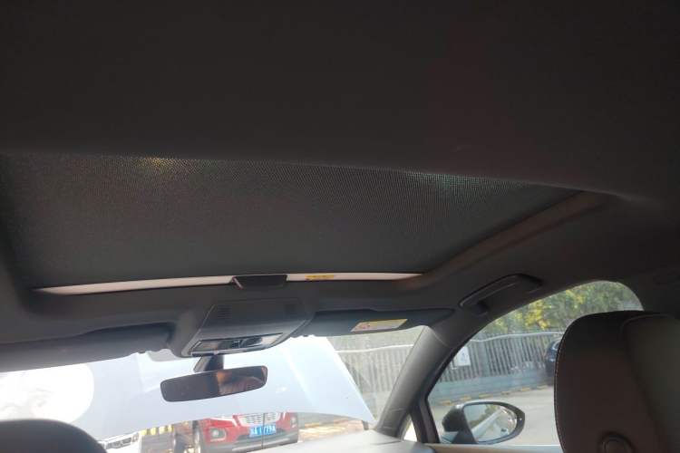 Used Volkswagen Golf 2023 Facelift 280TSI DSG R-Line Lite Headliner